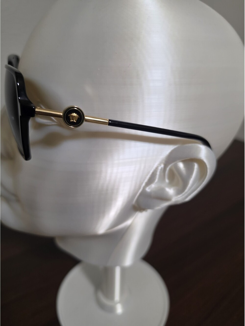 Versace VE4396 GB1/87 Sunglasses Women's Black/Dark Grey Lens Square Shape 58mm - Picture 3 of 9